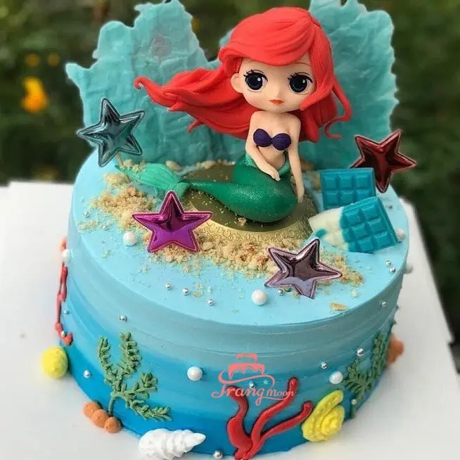 bánh sinh nhật hình nàng tiên cá