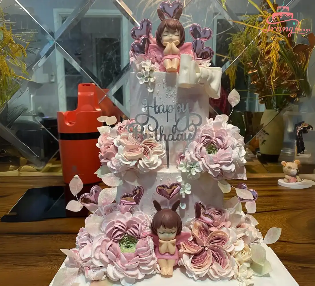 Bánh sinh nhật hoa cho bé của Trang Moon
